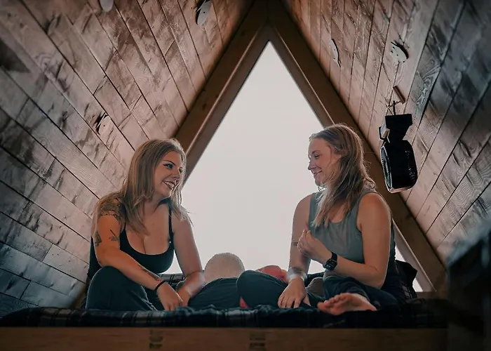 Grand Canyon A-frame Hot-tub & Sauna *
